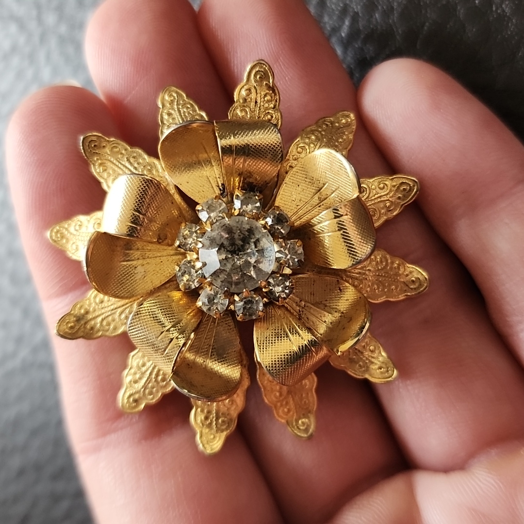 Vtg Brooch